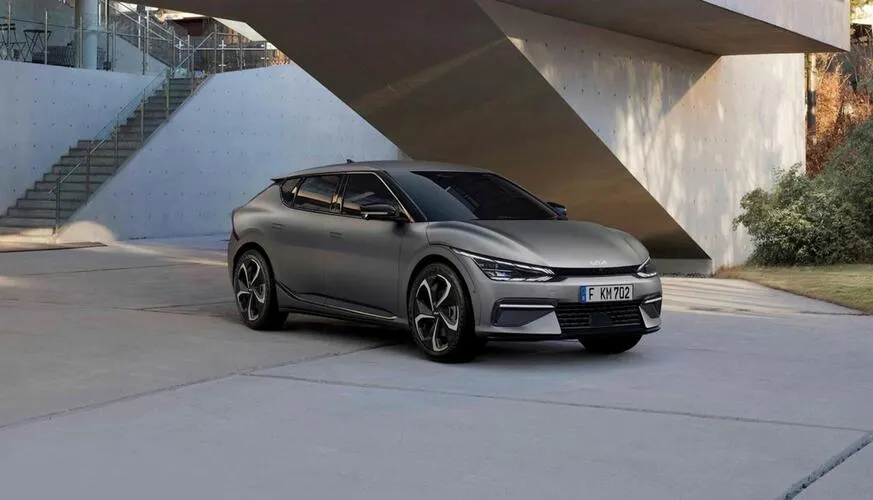 60:40 split folding rear seats